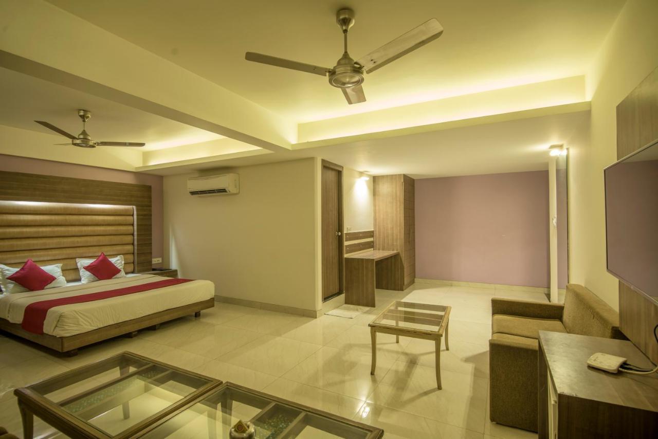 Palette Hotel Nisarga By Sunday Bhopal Exterior foto